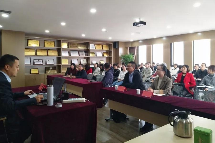 学无止境|乐鱼网页版登录界面-乐鱼（中国）
举办法律知识专题培训